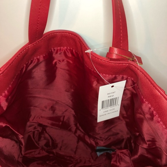 Red Faux Leather Tote Bag Embroidered Zebra Charm - Picture 6 of 6